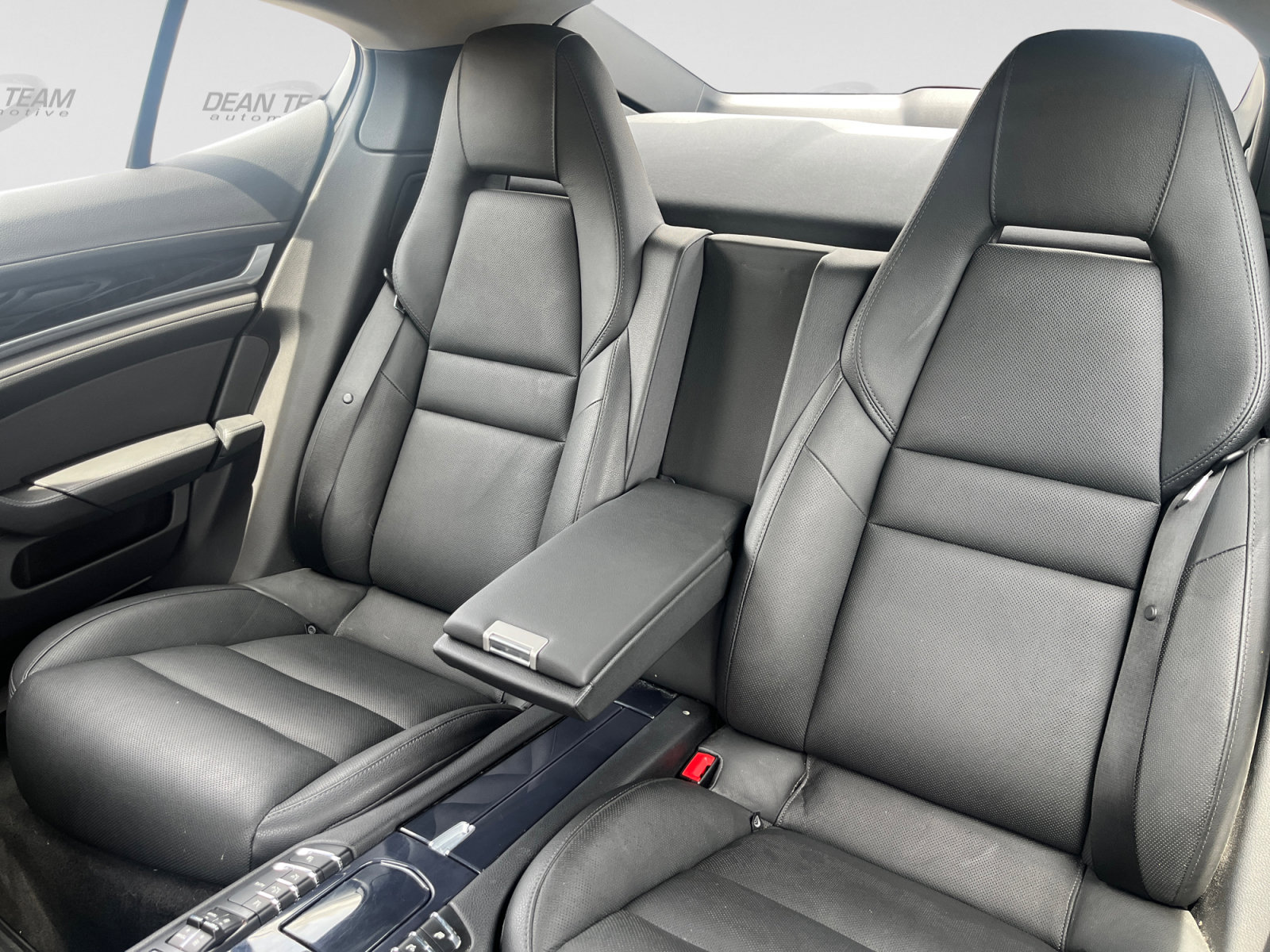 Used 2014 Porsche Panamera image 13