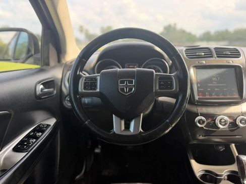 Used 2018 Dodge Journey Crossroad AWD/4WD image 13
