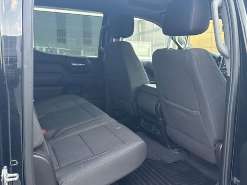 Used 2023 Chevrolet Silverado 1500 Custom image 6