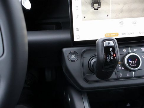Used 2026 Land Rover Defender 110 S AWD/4WD image 28