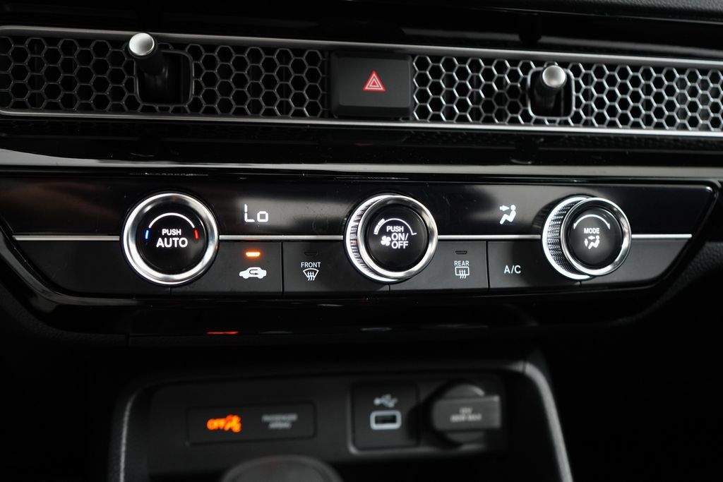 Used 2024 Honda Civic Sport image 25