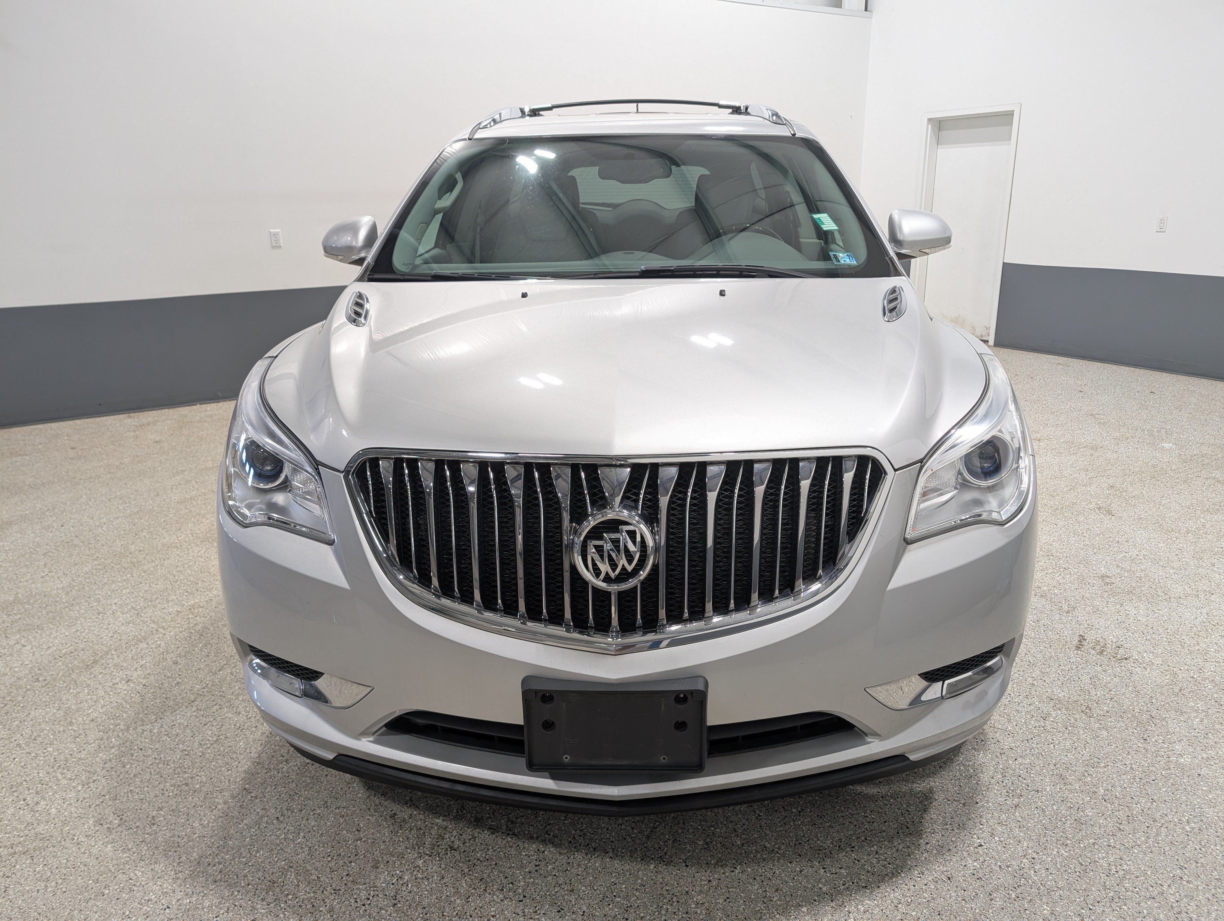 Used 2017 Buick Enclave Leather w/ Trailering Package AWD/4WD image 8
