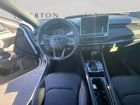 New 2026 Jeep Compass Limited image 22