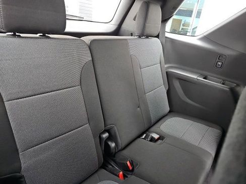 Used 2023 Chevrolet Traverse LT w/ LPO, Floor Liner Package image 33