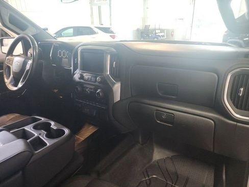 Certified 2022 Chevrolet Silverado 1500 RST AWD/4WD image 18