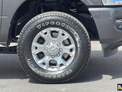Used 2024 RAM 2500 Laramie w/ Safety Group AWD/4WD image 36
