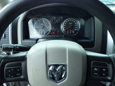 Used 2012 RAM 1500 Classic SLT w/ Protection Group AWD/4WD image 16