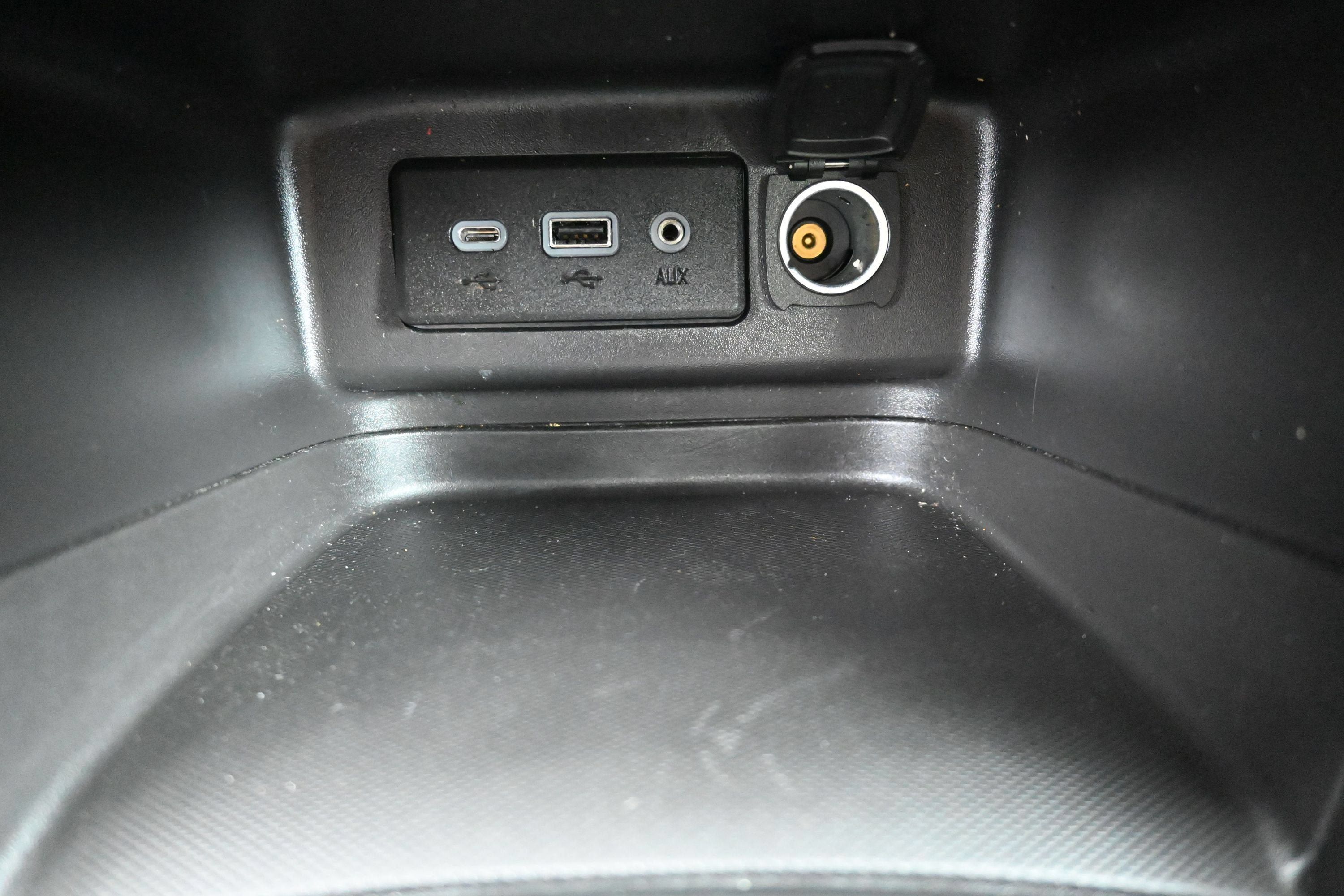 Certified 2023 Chevrolet Equinox RS FWD image 21