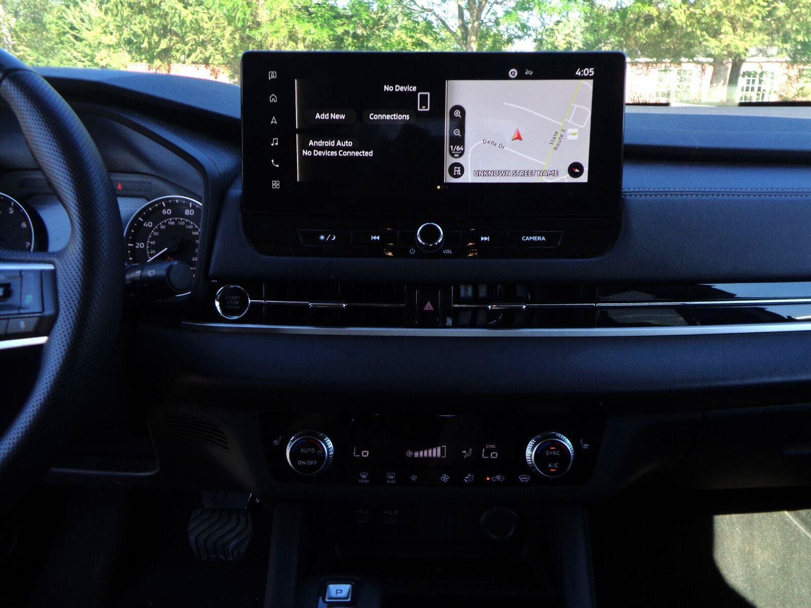 Used 2025 Mitsubishi Outlander SE AWD/4WD image 12