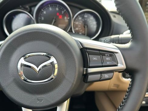 Used 2025 MAZDA MX-5 Miata RF Grand Touring image 21