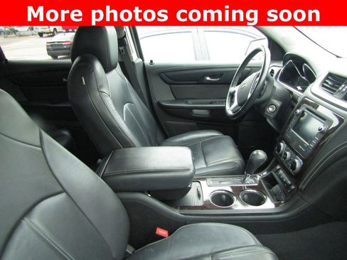 Used 2016 Chevrolet Traverse LT image 11