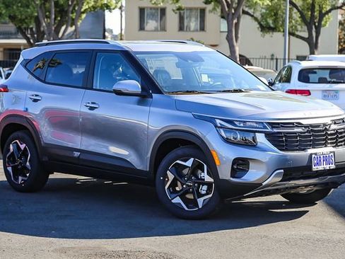 New 2026 Kia Seltos S image 2