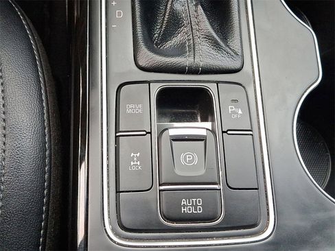 Used 2019 Kia Sorento EX image 24