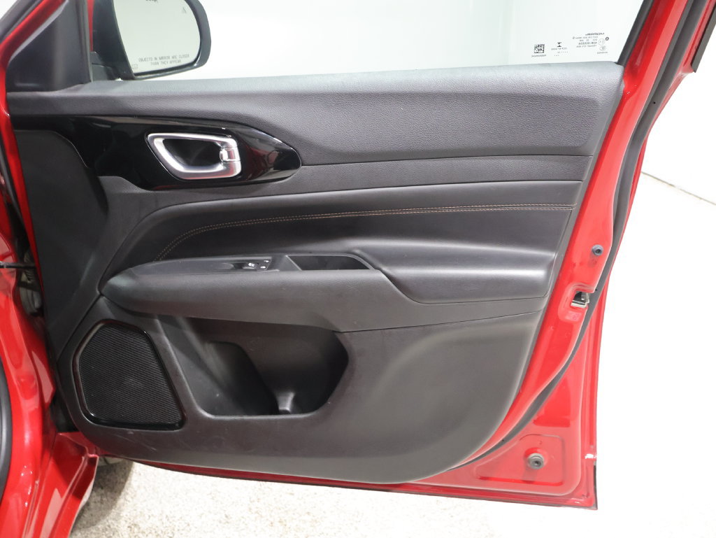 Used 2022 Jeep Compass Limited AWD/4WD image 23
