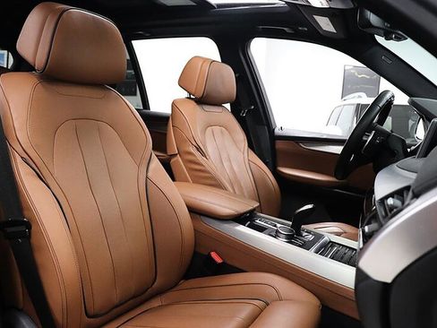 Used 2018 BMW X5 xDrive50i image 12