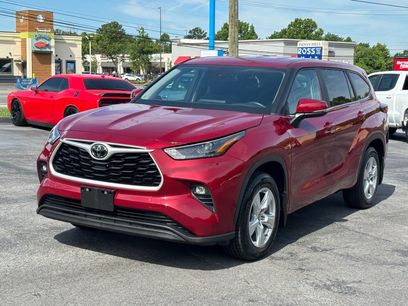 Used 2023 Toyota Highlander LE