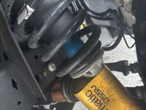 Used 2025 Chevrolet Silverado 1500 ZR2 w/ Technology Package image 30