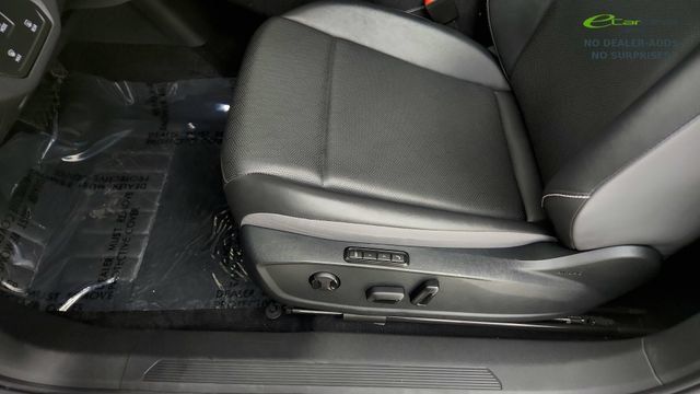 Used 2024 Volkswagen ID.4 S RWD image 49