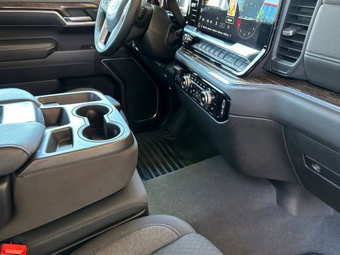Certified 2023 GMC Sierra 1500 Elevation RWD image 16