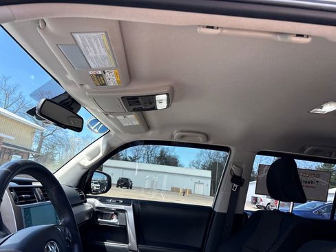 Certified 2021 Toyota 4Runner Trail Special Edition AWD/4WD image 12