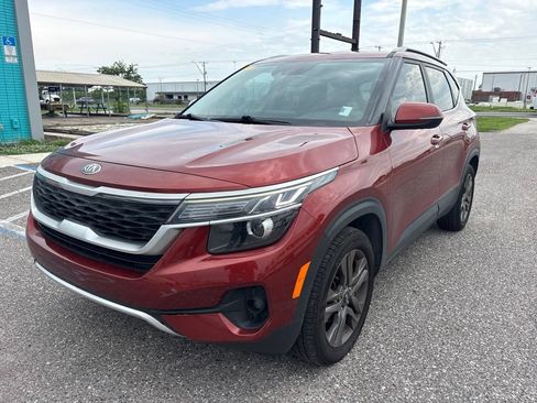 Used 2021 Kia Seltos S FWD image 7