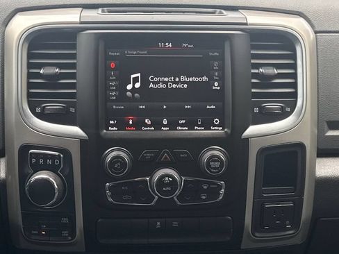 Used 2019 RAM 1500 Classic SLT w/ Luxury Group AWD/4WD image 21