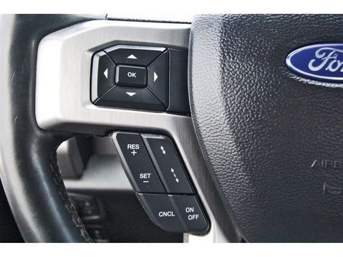 Used 2020 Ford F150 Platinum w/ Equipment Group 701A Luxury AWD/4WD image 17