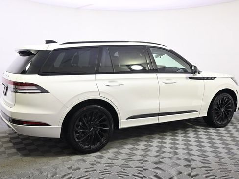 New 2026 Lincoln Aviator Reserve AWD/4WD image 7