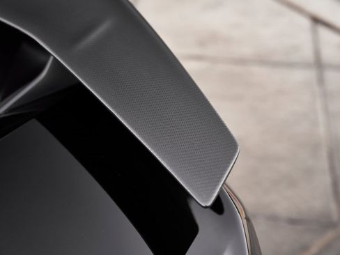 Used 2023 Lamborghini Huracan Tecnica image 10