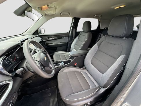 Used 2023 Chevrolet TrailBlazer LT FWD image 20