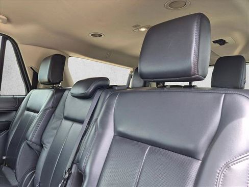 Used 2024 Ford Expedition Max XLT RWD image 13