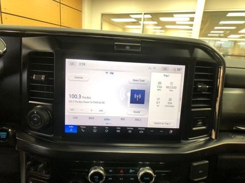 New 2026 Ford F250 Lariat w/ Black Appearance Package image 15