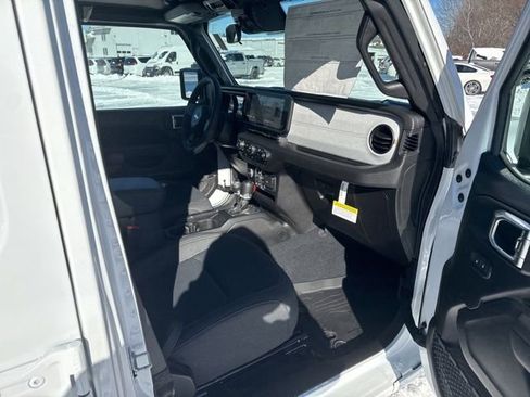 New 2025 Jeep Wrangler Sport S AWD/4WD image 15