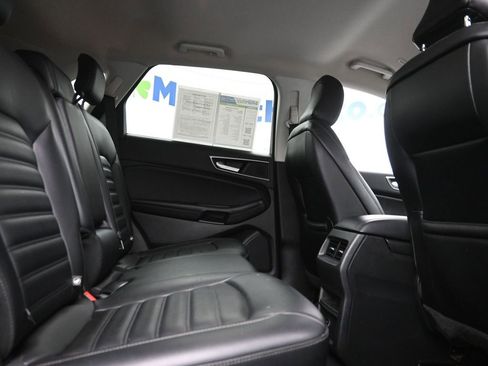 Used 2022 Ford Edge SEL AWD/4WD image 8