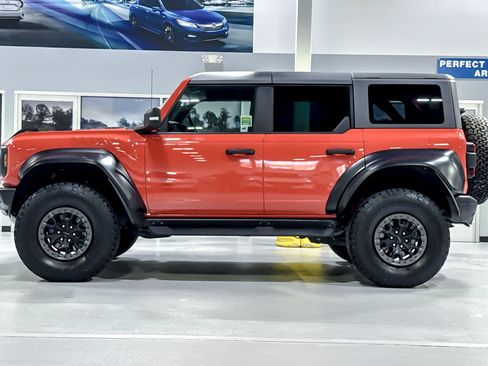 Used 2023 Ford Bronco Raptor AWD/4WD image 2