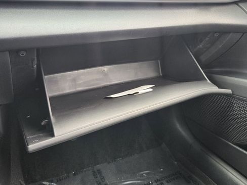 Certified 2025 Hyundai Elantra SEL image 21