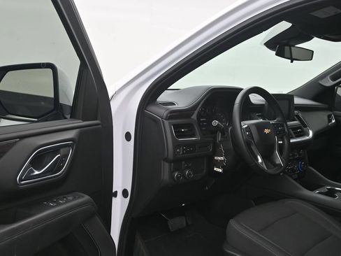 Used 2024 Chevrolet Tahoe LS RWD image 10
