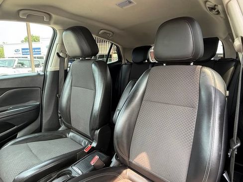 Used 2020 Buick Encore Preferred FWD image 20