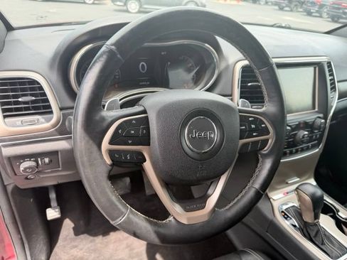 Used 2017 Jeep Grand Cherokee Limited w/ Luxury Group II AWD/4WD image 10