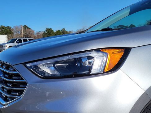 Used 2023 Ford Edge Titanium image 9