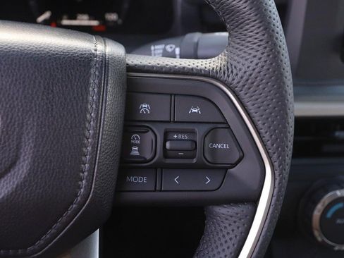 Used 2026 Toyota Tacoma TRD Sport AWD/4WD image 12