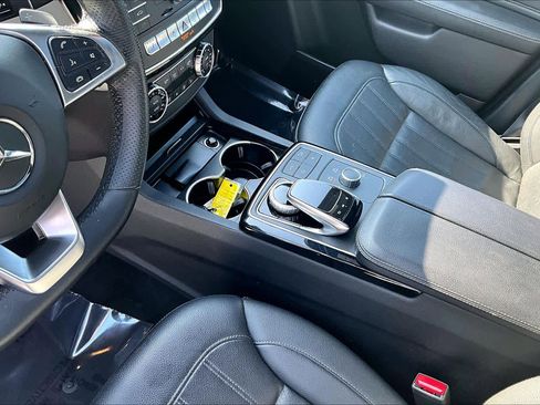 Used 2019 Mercedes-Benz GLE 43 AMG 4MATIC image 17