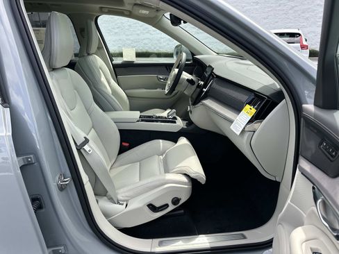 New 2026 Volvo XC90 T8 Ultra w/ Lounge Package AWD/4WD image 21