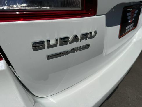 Used 2016 Subaru Outback 2.5i Limited AWD/4WD image 40