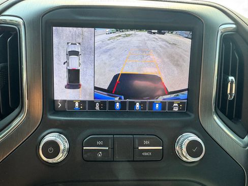 Used 2022 GMC Sierra 3500 Denali AWD/4WD image 23