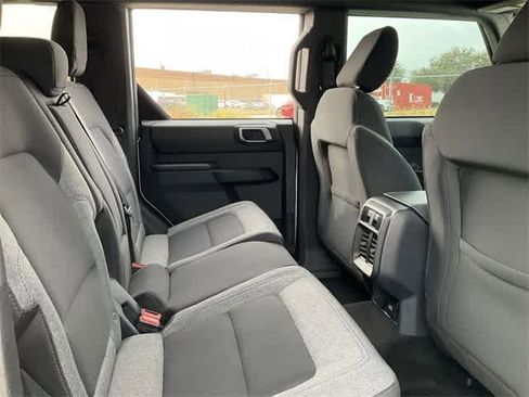 Used 2025 Ford Bronco Big Bend image 16