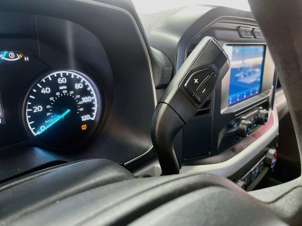 Used 2022 Ford F150 XL w/ Equipment Group 101A High AWD/4WD image 16