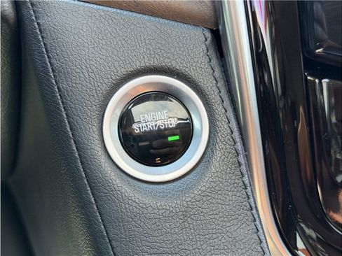 Used 2019 Cadillac Escalade ESV Premium Luxury AWD/4WD image 51