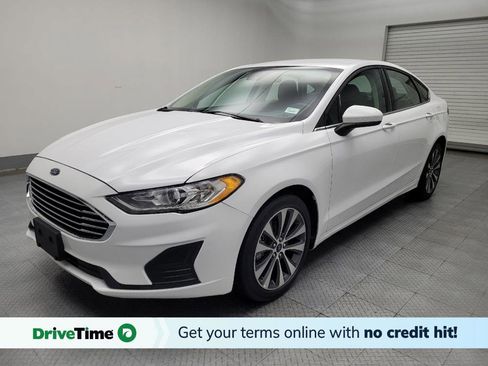Used 2020 Ford Fusion SE image 1