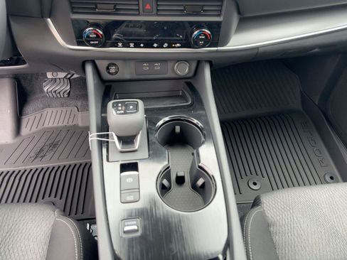 New 2026 Nissan Rogue SV FWD image 24